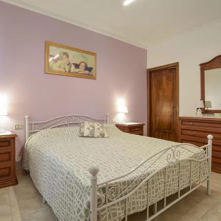 Apartman Cozy In With Wifi